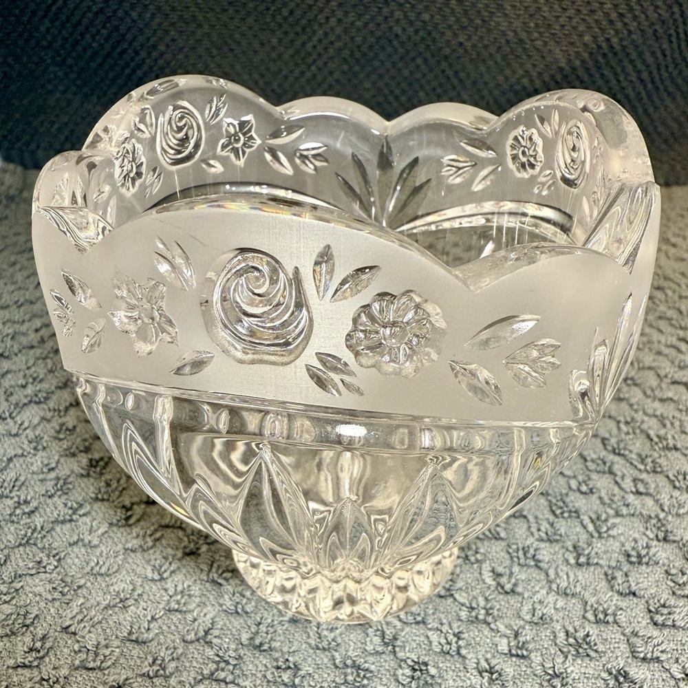 Oneida Southern Garden 4" Crystal Potpourri Sugar / Bowl